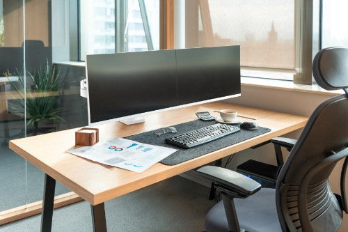 Ergotron LX Pro Series 45-686-290 monitor mount / stand 68.6 cm (27") Desk White