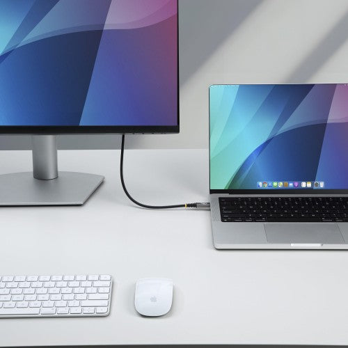 StarTech.com 50cm (1.6ft) USB4 Cable, 80Gbps, USB-IF Certified USB-C Cable, 240W PD, 8K 120Hz/4K 240Hz DP2.1 DP80, TPE Jacket, Thunderbolt 4 Compatible - Black USB-C Cord