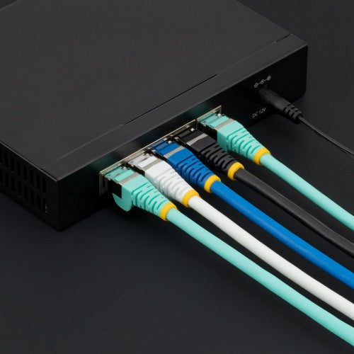StarTech.com 1.5m CAT6a Ethernet Cable - White - Low Smoke Zero Halogen (LSZH) - 10GbE 500MHz 100W PoE++ Snagless RJ-45 w/Strain Reliefs S/FTP Network Patch Cord