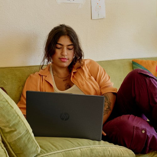 HP 15-fd0064na Intel® Core™ i5 i5-1334U Laptop 39.6 cm (15.6") Full HD 8 GB DDR4-SDRAM 256 GB SSD Wi-Fi 6 (802.11ax) Windows 11 Home Black