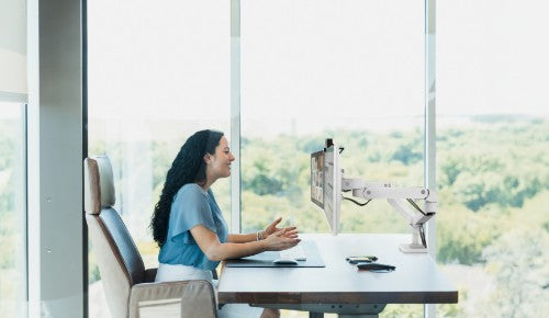 Ergotron LX Pro Series 45-686-290 monitor mount / stand 68.6 cm (27") Desk White