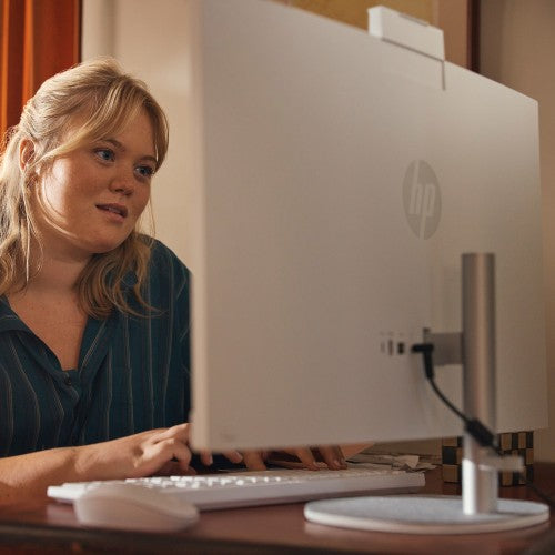 HP 27-cr0016na AMD Ryzen™ 5 7520U 68.6 cm (27") 1920 x 1080 pixels All-in-One PC 16 GB LPDDR5-SDRAM 512 GB SSD Windows 11 Home Wi-Fi 6 (802.11ax) White