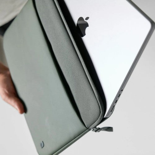 Incase A.R.C. Sleeve With ReSpun 100% Recycled Polyester for 14-inch Laptop (M1-M4, 2021-2024)