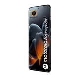 Motorola signature 17.2 cm (6.78") Dual SIM Android 16.0 5G USB Type-C 16 GB 512 GB 5200 mAh Dark Blue
